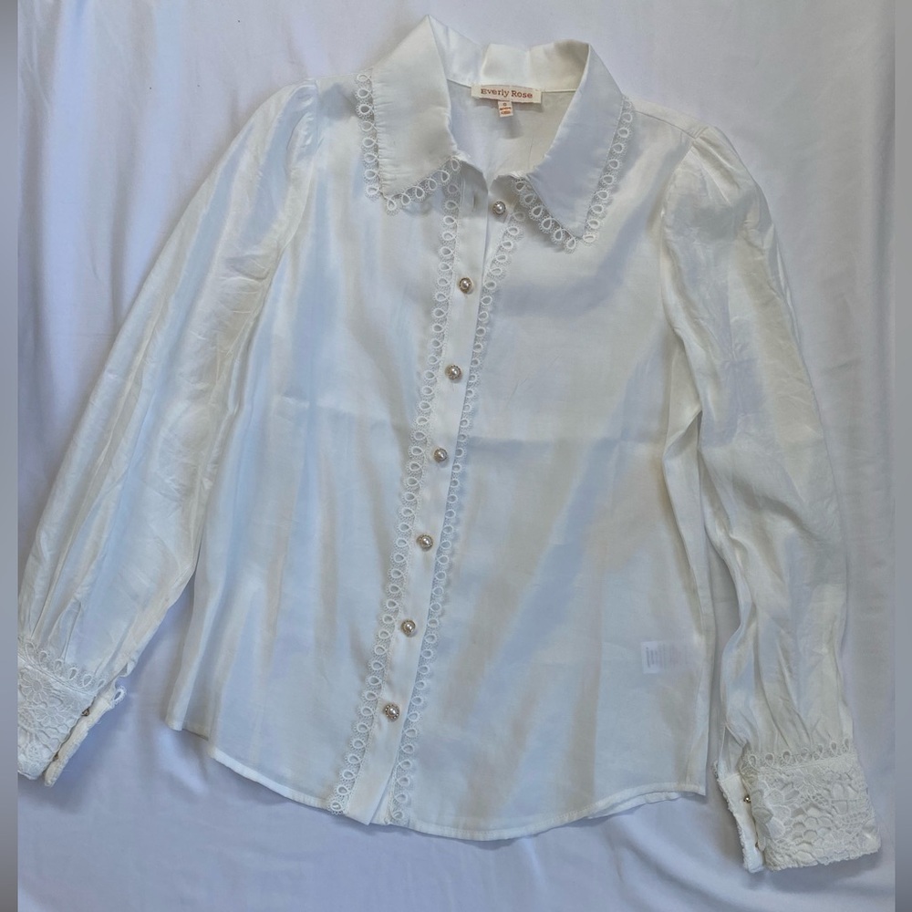 Elegant White Lace Pearl Button Down Blouse